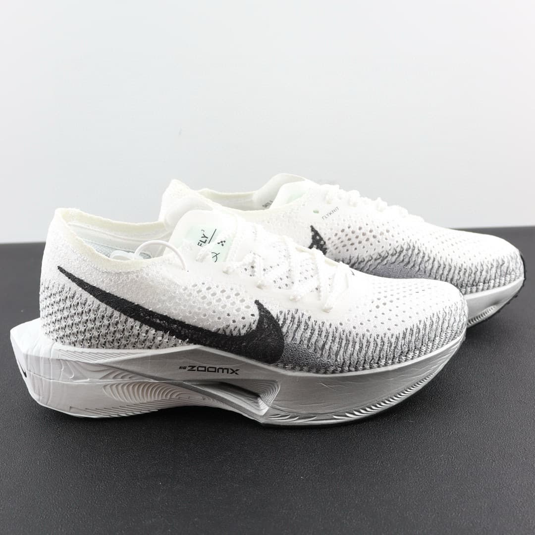 Nike  Zoomx Vaporfly Next% 3