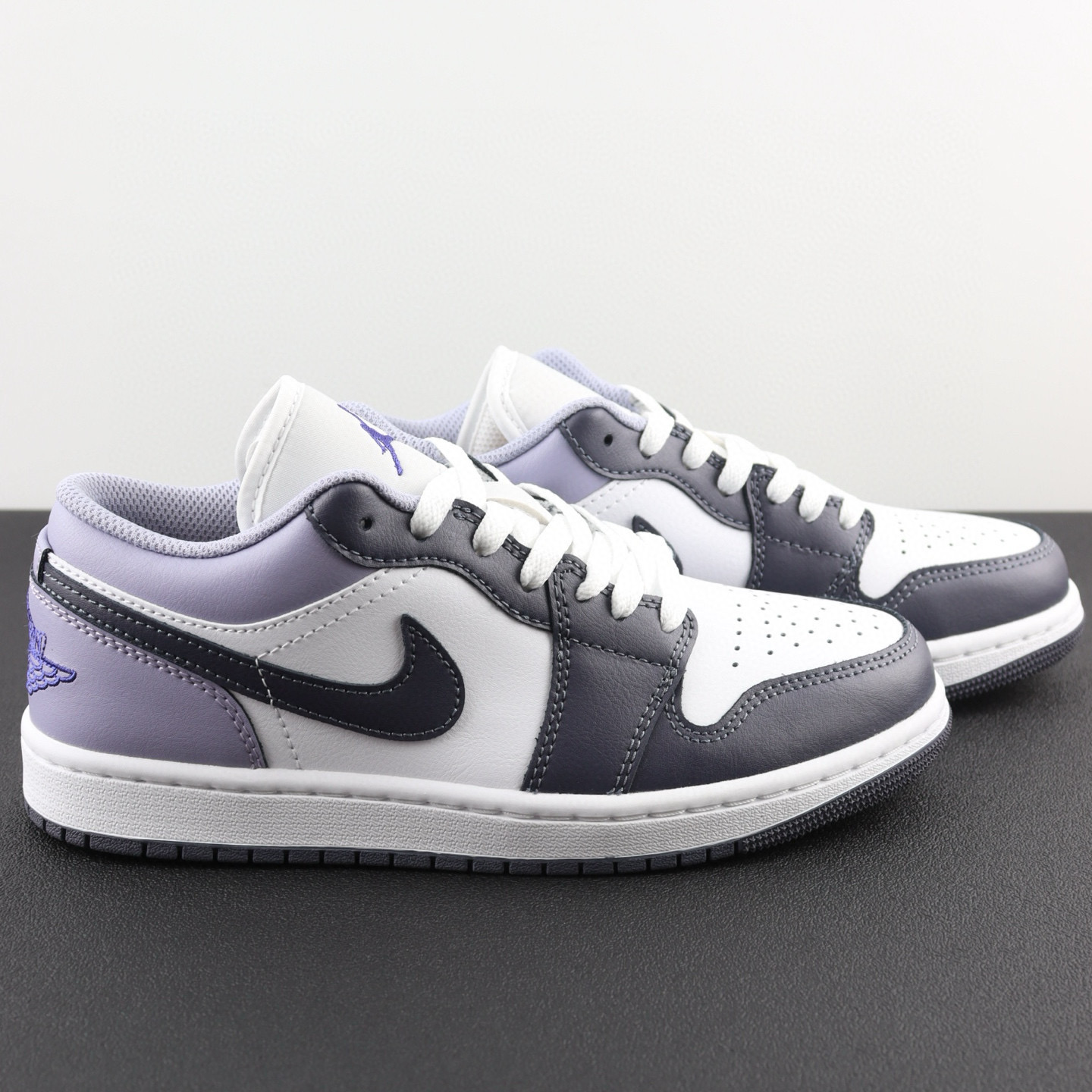 Nike Air Jordan 1 Low