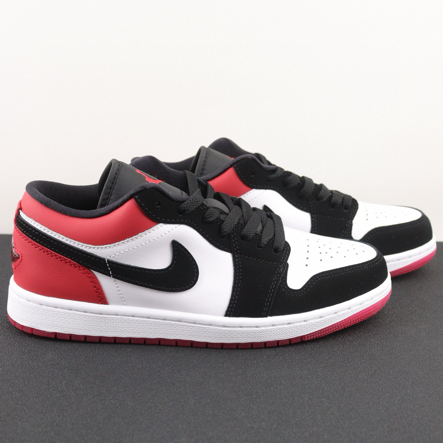 Nike Air Jordan 1 Low