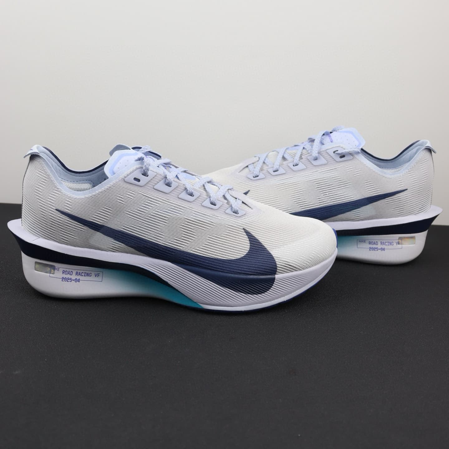 Nike  Zoomx Vaporfly Next% 4