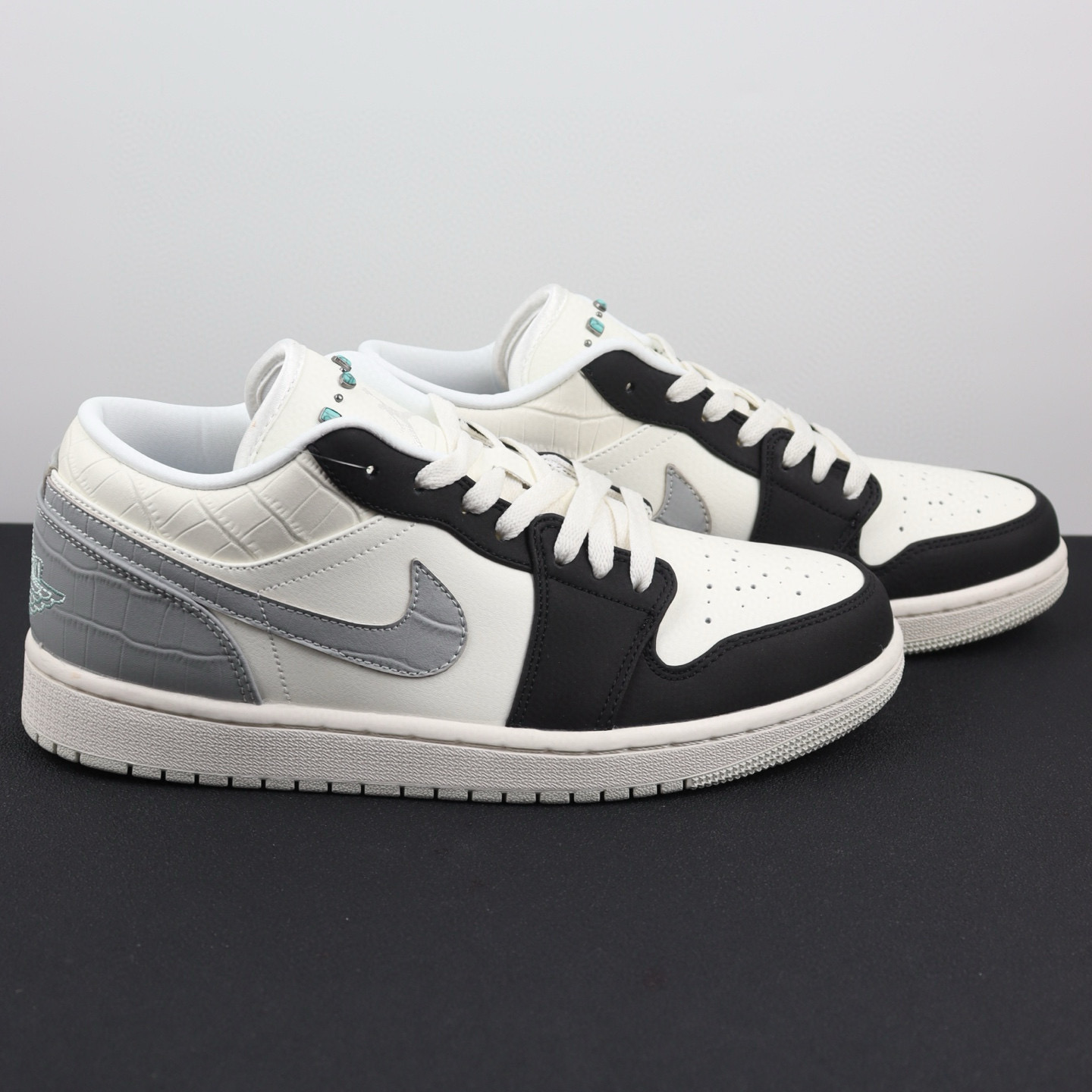 Nike Air Jordan 1 Low