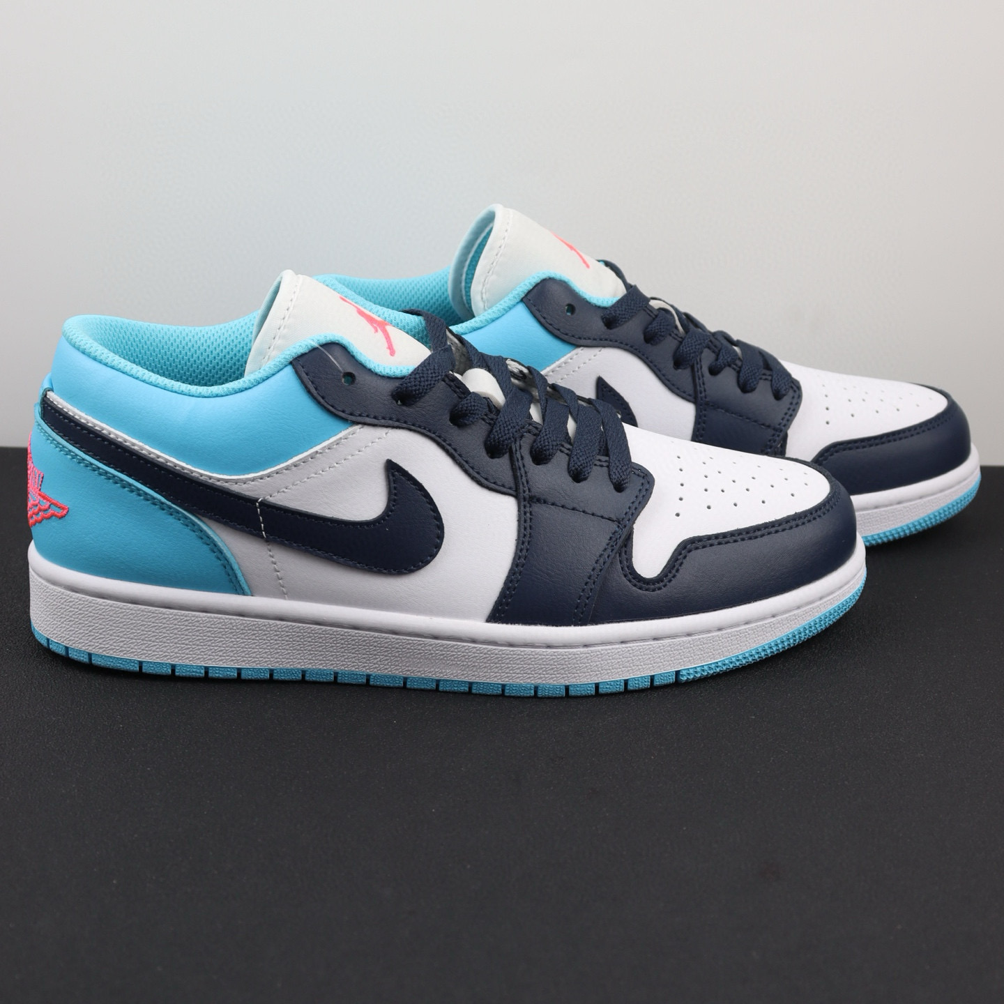 Nike Air Jordan 1 Low