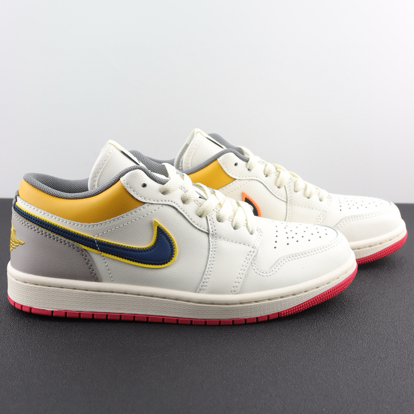 Nike Air Jordan 1 Low