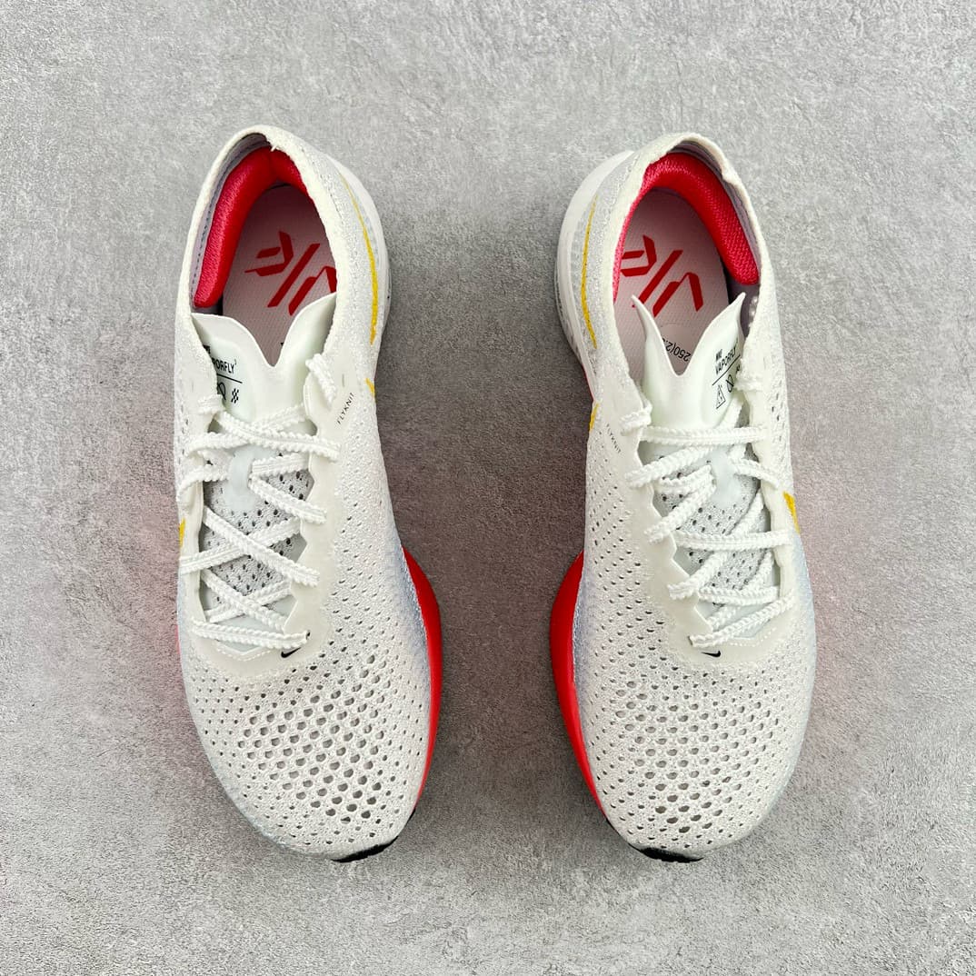 Nike  Zoomx Vaporfly Next% 3