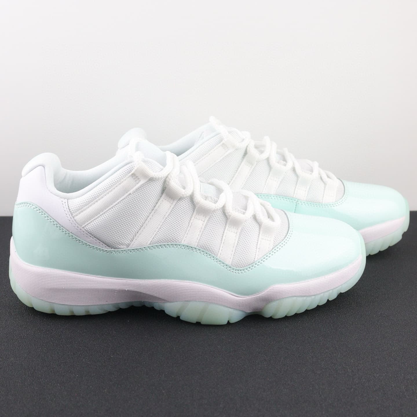 Nike Air Jordan 11 Low