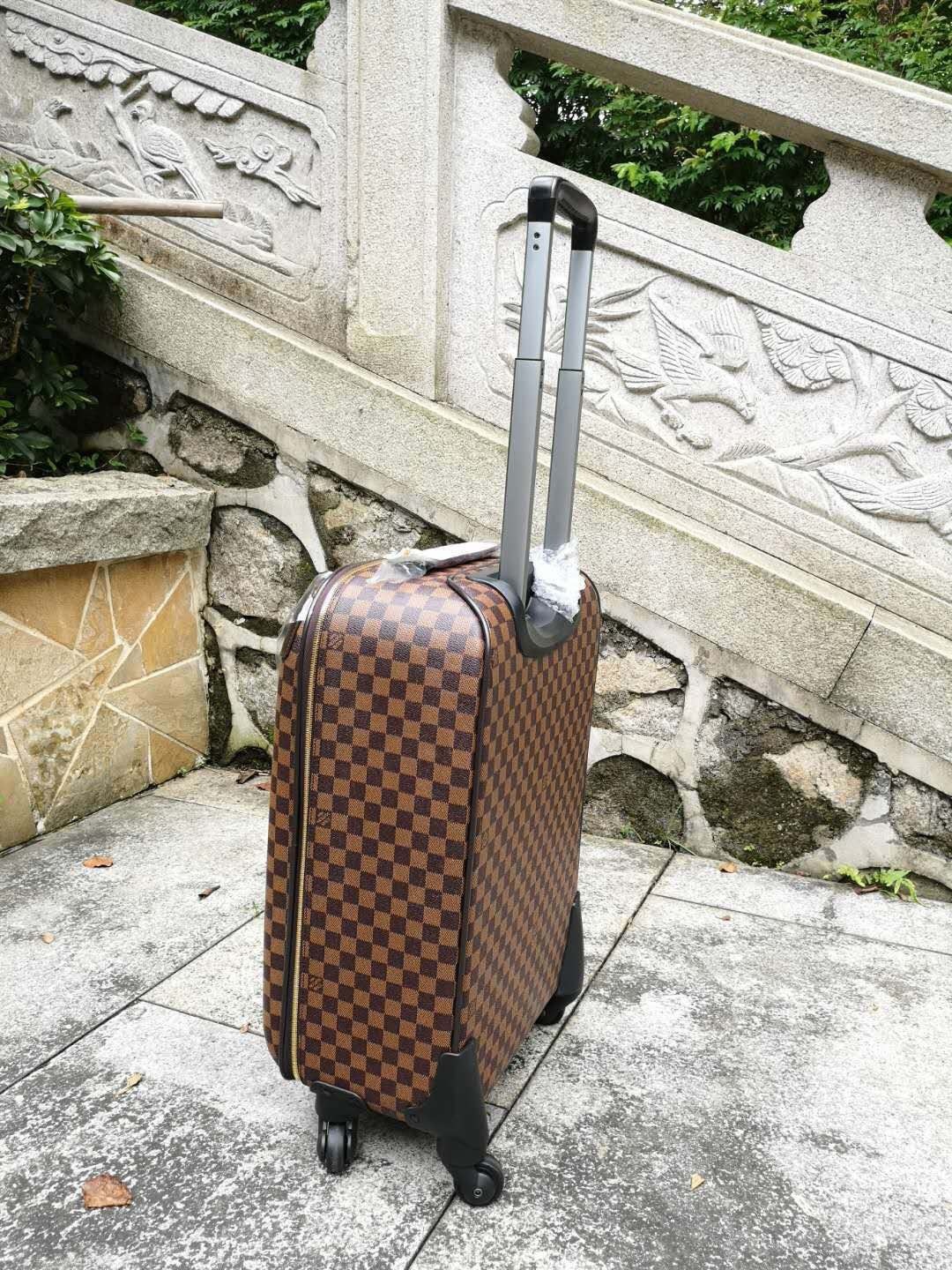 LV Suitcase Two Size（20/24 inches）